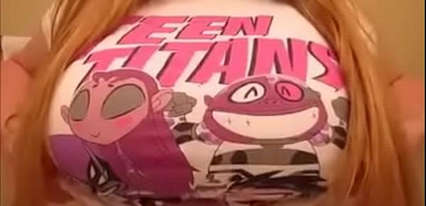  Showing the big breasts with the teen titans tshir